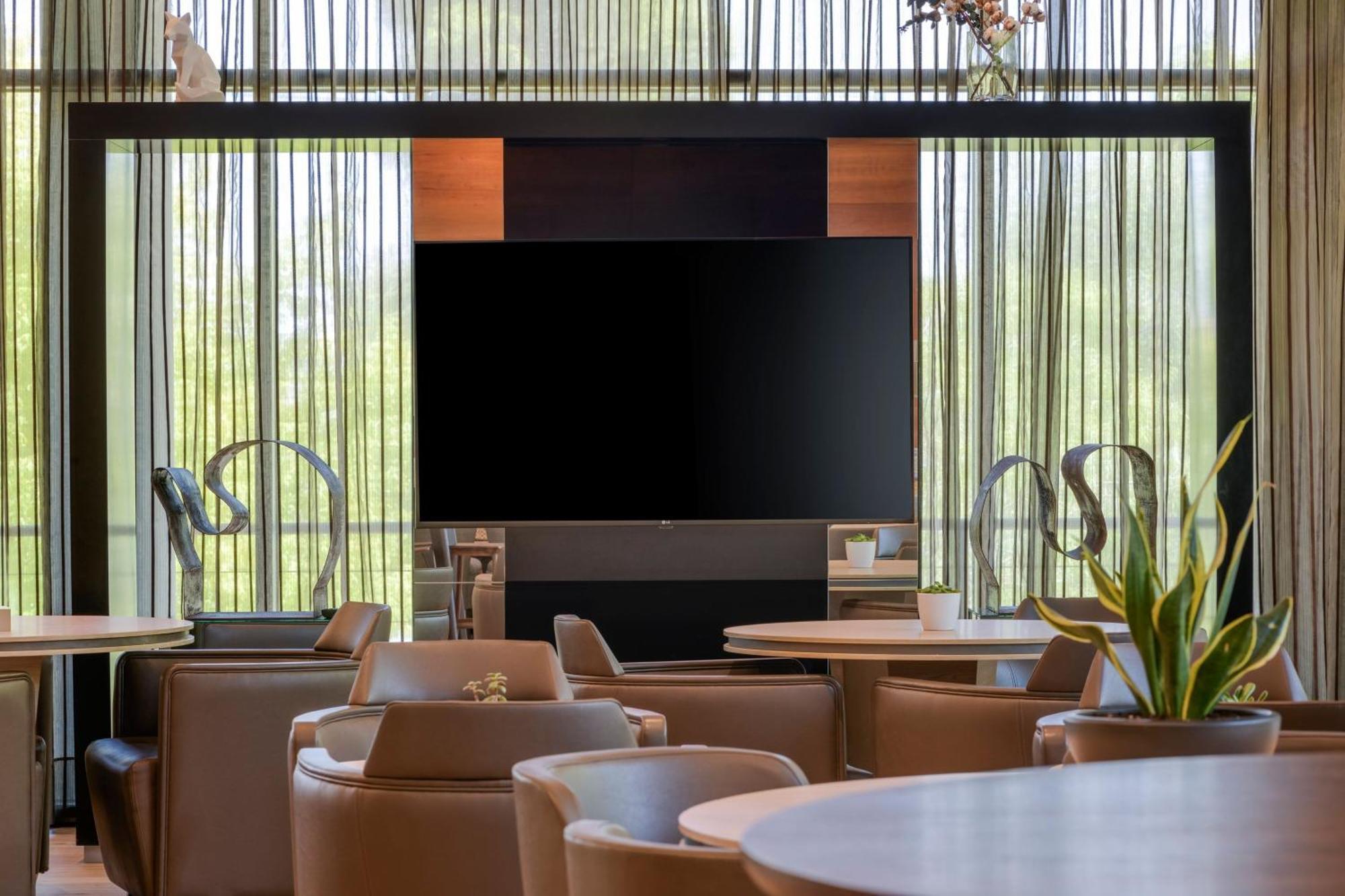 AC Hotel Guadalajara by Marriott, Spain Bagian luar foto