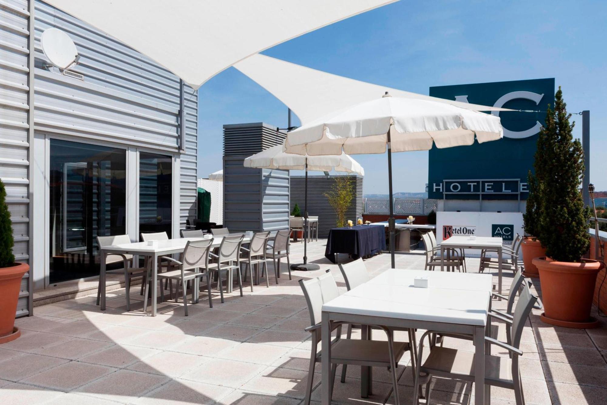 AC Hotel Guadalajara by Marriott, Spain Bagian luar foto