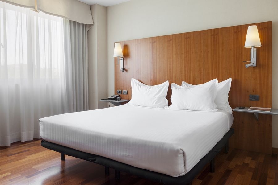 AC Hotel Guadalajara by Marriott, Spain Bagian luar foto